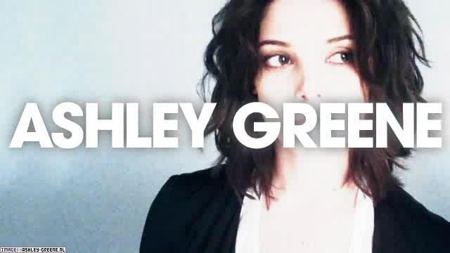 GlamourMagazineShoot-Behind00019.jpg GlamourMagazineShoot-Behind00019.jpg