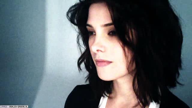 GlamourMagazineShoot-Behind00034.jpg
