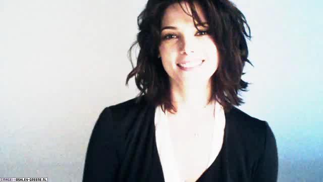 GlamourMagazineShoot-Behind00049.jpg GlamourMagazineShoot-Behind00049.jpg