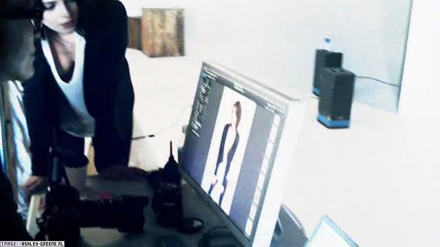 GlamourMagazineShoot-Behind00067.jpg