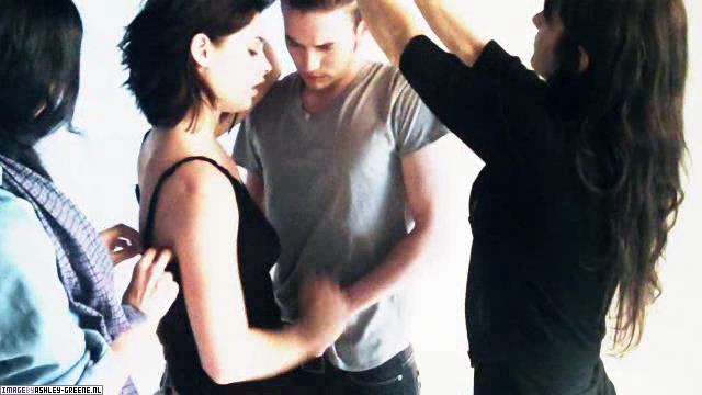 GlamourMagazineShoot-Behind00028.jpg