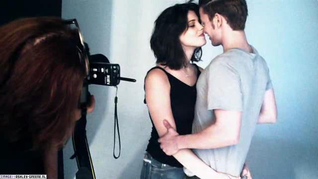 GlamourMagazineShoot-Behind00137.jpg