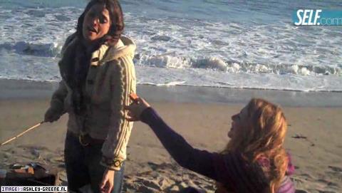 BehindTheScenes-2009SelfMagazine020.jpg BehindTheScenes-2009SelfMagazine020.jpg