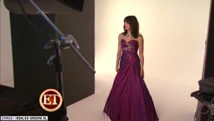 ET_TeenProm2010Photoshoot-BehindTheScene00140.jpg