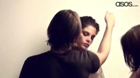 Ashley-Greene_dot_nl-ASOScovershoot00052.jpg Ashley-Greene_dot_nl-ASOScovershoot00052.jpg