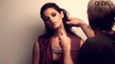 Ashley-Greene_dot_nl-ASOScovershoot00057.jpg Ashley-Greene_dot_nl-ASOScovershoot00057.jpg