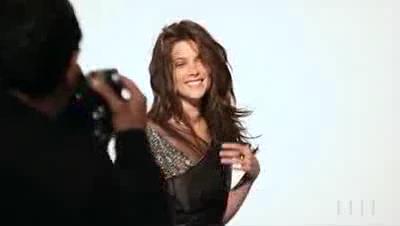 Ashley-Greene_dot_nll--BehindTheScenesOfElle00052.jpg