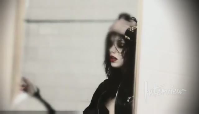 Ashley-Greene-dot-nl_2010InterviewMagazine0024.jpg Ashley-Greene-dot-nl_2010InterviewMagazine0024.jpg