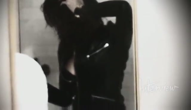 Ashley-Greene-dot-nl_2010InterviewMagazine0029.jpg Ashley-Greene-dot-nl_2010InterviewMagazine0029.jpg