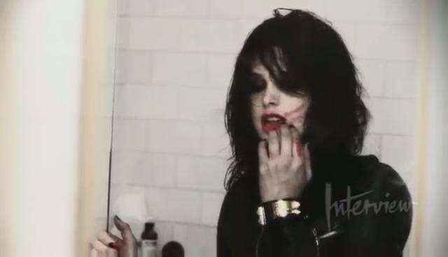 Ashley-Greene-dot-nl_2010InterviewMagazine0071.jpg Ashley-Greene-dot-nl_2010InterviewMagazine0071.jpg