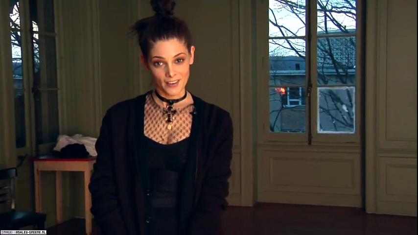 MarieClaire-BehindtheScene0000017.jpg MarieClaire-BehindtheScene0000017.jpg