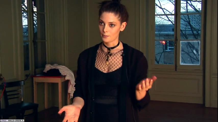 MarieClaire-BehindtheScene0000040.jpg MarieClaire-BehindtheScene0000040.jpg