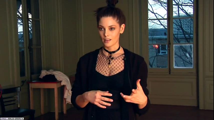 MarieClaire-BehindtheScene0000053.jpg MarieClaire-BehindtheScene0000053.jpg