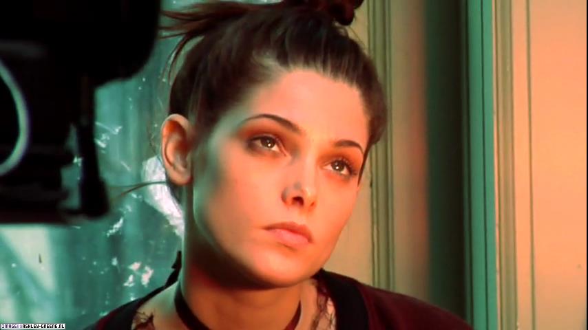 MarieClaire-BehindtheScene0000065.jpg MarieClaire-BehindtheScene0000065.jpg