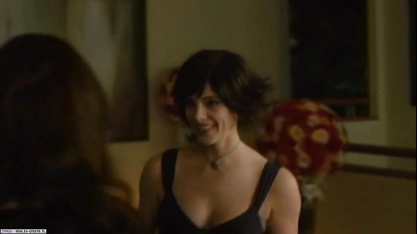 MarieClaire-BehindtheScene0000070.jpg MarieClaire-BehindtheScene0000070.jpg