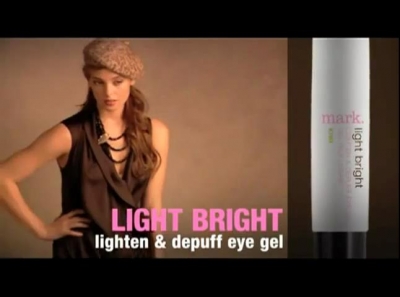 Ashley-Greene_dot_nl---BTSofMarkCosmetics00037.jpg