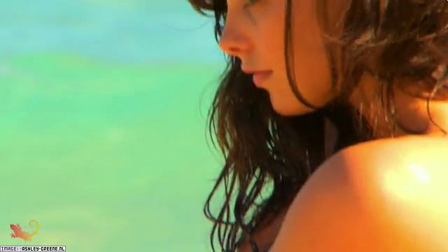 SobeShootBehindTheScenes00005.jpg SobeShootBehindTheScenes00005.jpg