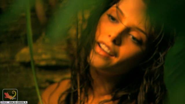 SobeShootBehindTheScenes00063.jpg SobeShootBehindTheScenes00063.jpg