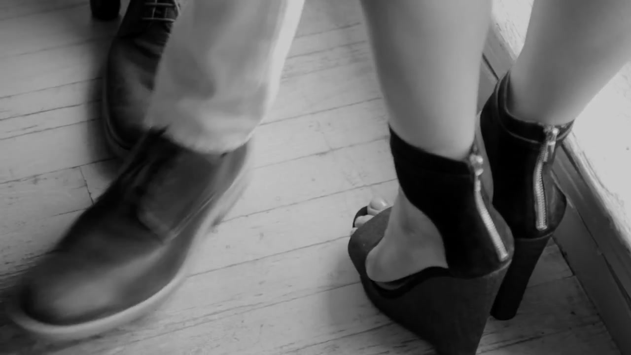 Ashley-Greene-dot-nl_BehindTheScenesDKNYJeans0021.jpg Ashley-Greene-dot-nl_BehindTheScenesDKNYJeans0021.jpg