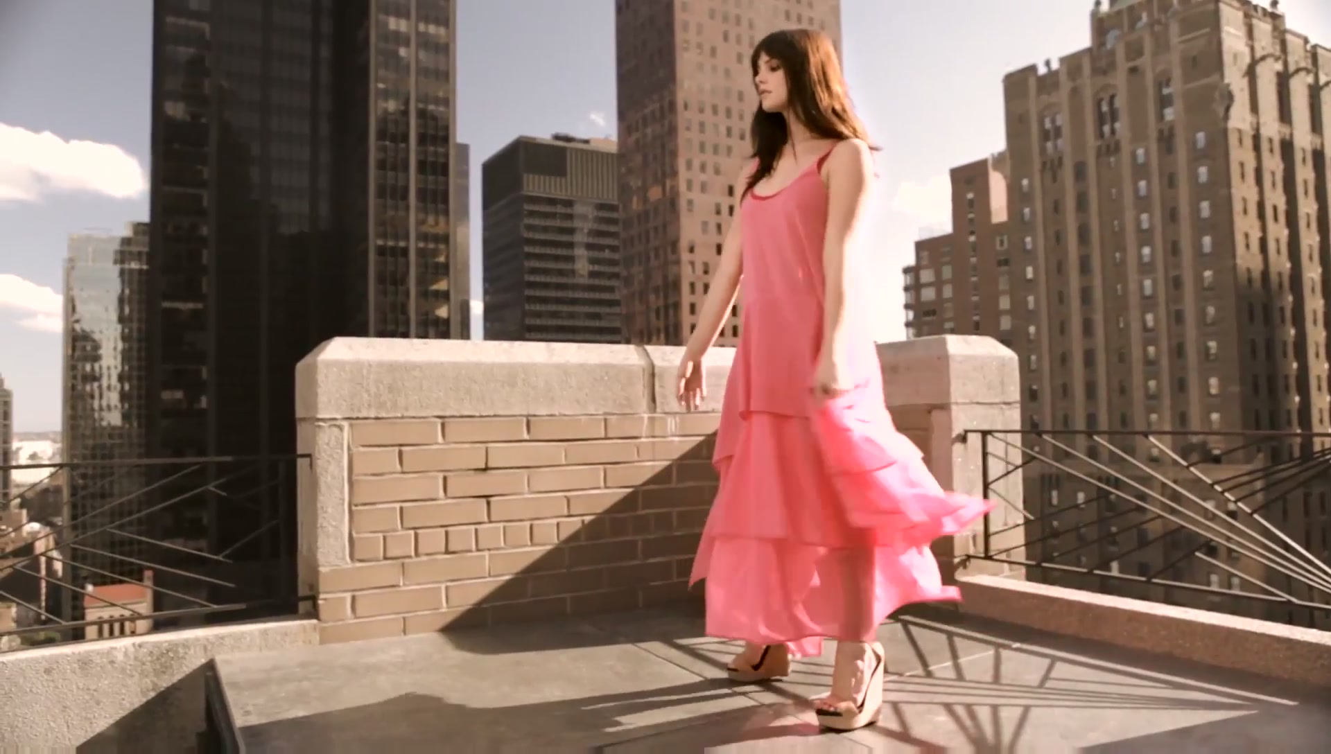 Ashley-Greene-dot-nl_BehindTheScenesDKNY2-0024.jpg Ashley-Greene-dot-nl_BehindTheScenesDKNY2-0024.jpg