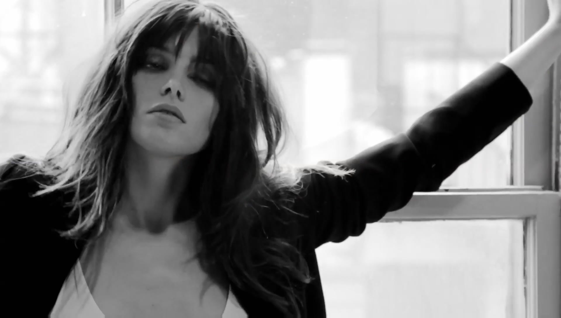 Ashley-Greene-dot-nl_BehindTheScenesDKNY2-0032.jpg Ashley-Greene-dot-nl_BehindTheScenesDKNY2-0032.jpg