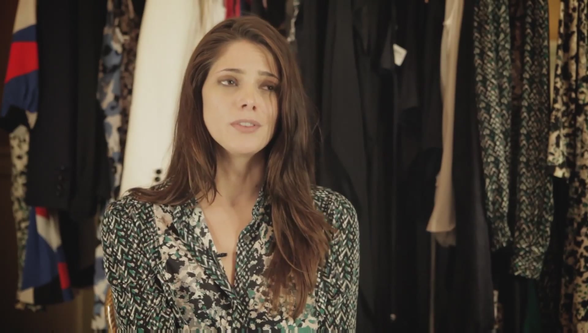 Ashley-Greene-dot-nl_BehindTheScenesDKNY2-0068.jpg Ashley-Greene-dot-nl_BehindTheScenesDKNY2-0068.jpg