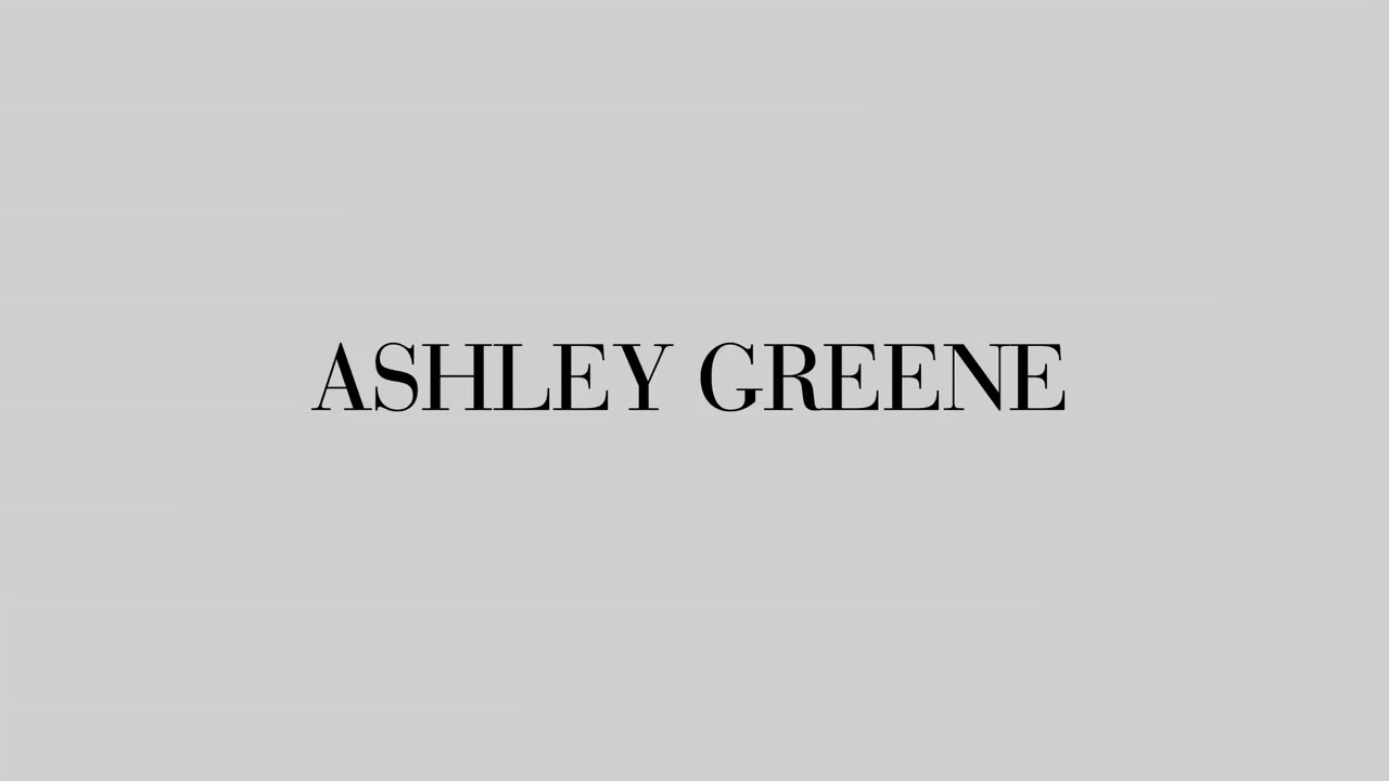 Ashley-Greene-dot-nl_BehindTheScenesDKNY0000.jpg