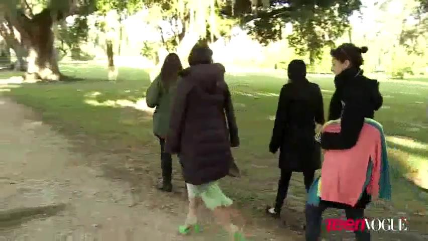 ashleygreene_dot_nl--TeenVouge2011BTS00262.jpg ashleygreene_dot_nl--TeenVouge2011BTS00262.jpg