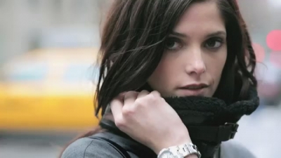 Ashley-Greene_dot_nl-DKNYFall2012Campaign0028.jpg