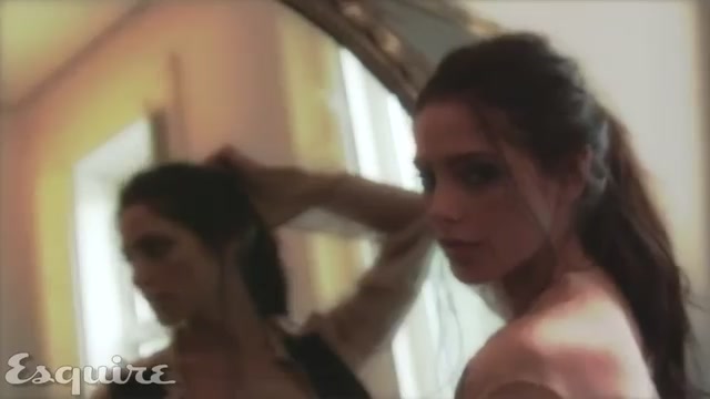 Ashley-Greene-dot-nl_2012Esquire0023.jpg Ashley-Greene-dot-nl_2012Esquire0023.jpg