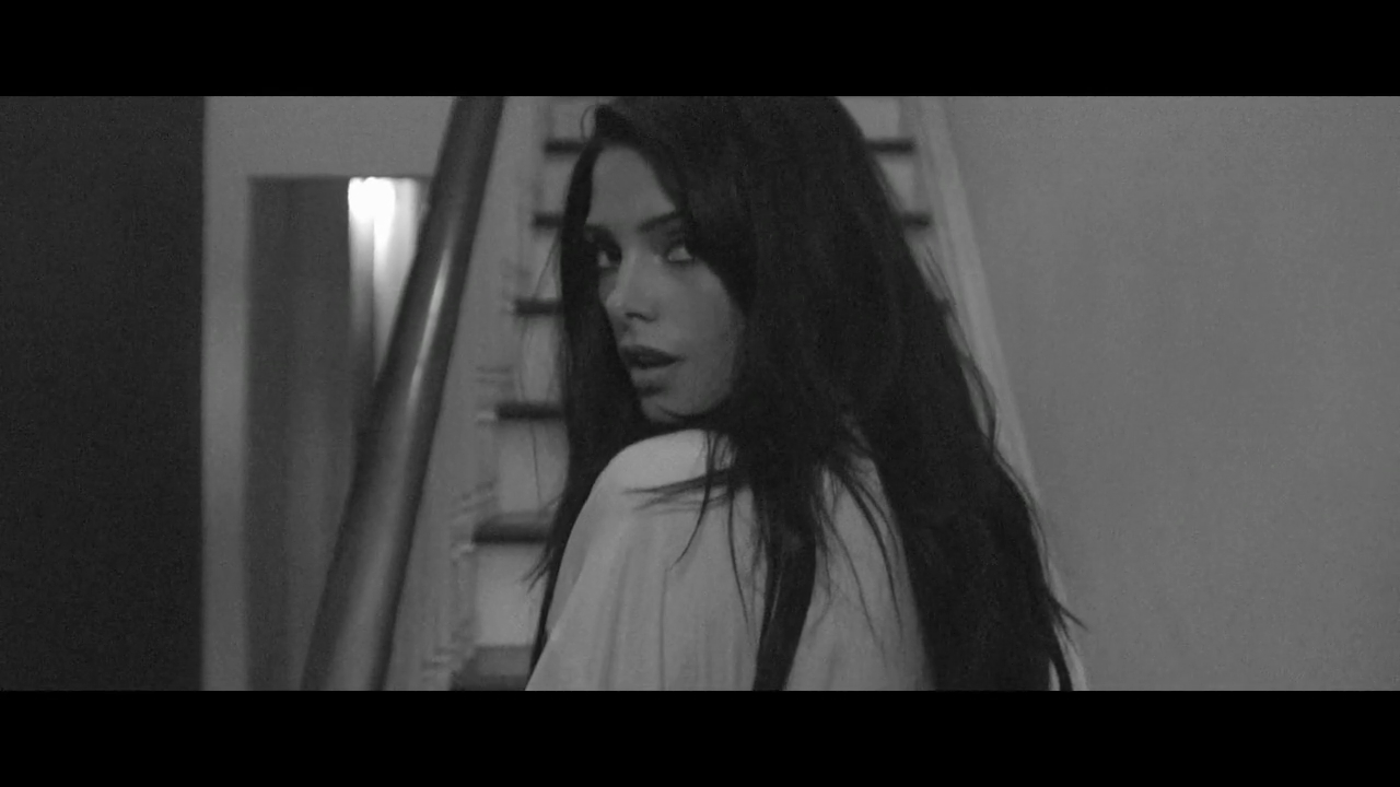 Ashley-Greene-dot-nl_2012Esquire-2-0071.jpg