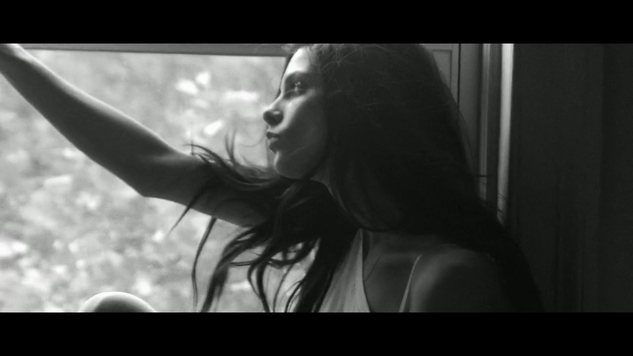 Ashley-Greene-dot-nl_2012Esquire-2-0088.jpg