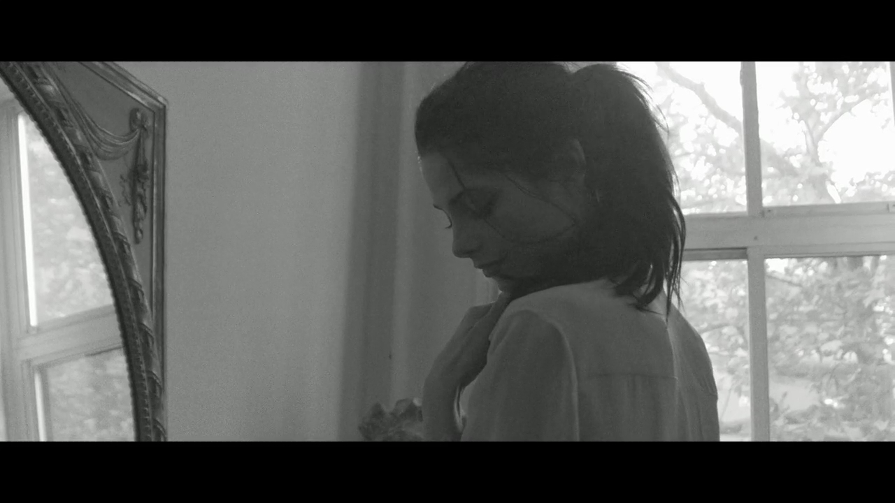 Ashley-Greene-dot-nl_2012Esquire-2-0133.jpg