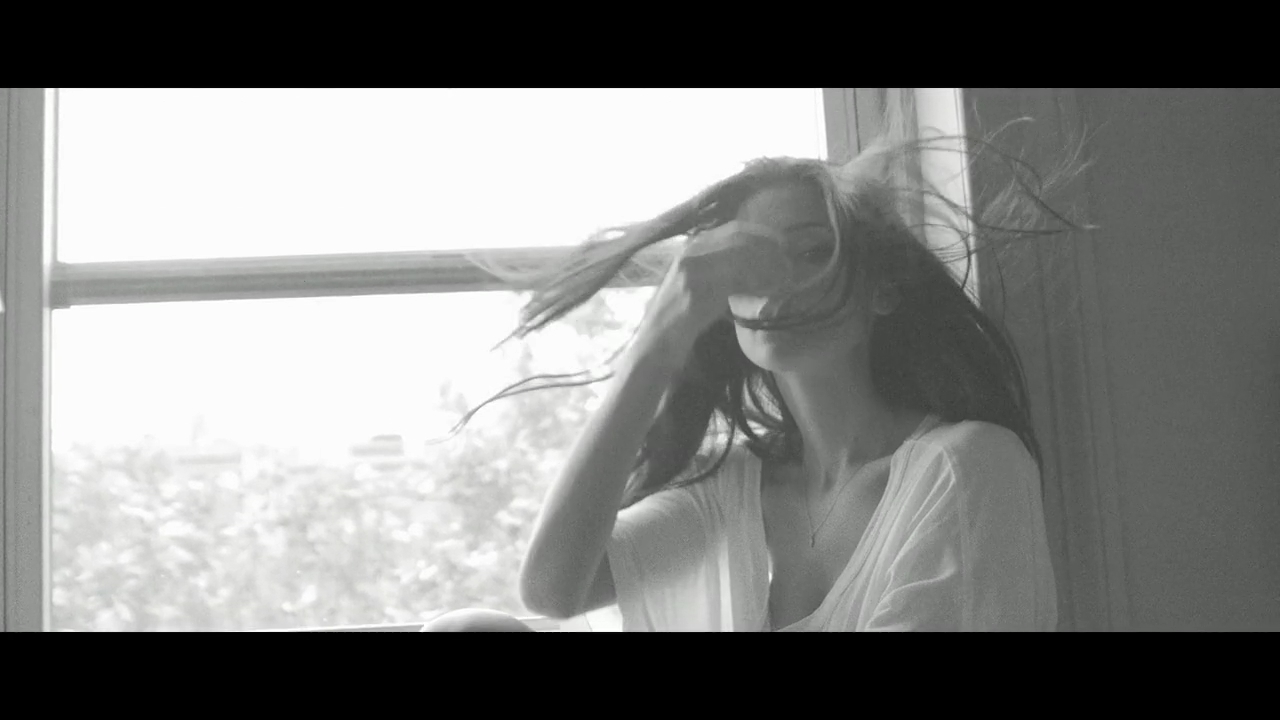 Ashley-Greene-dot-nl_2012Esquire-2-0138.jpg
