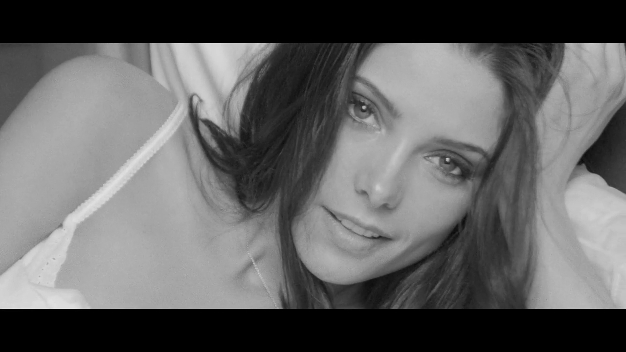 Ashley-Greene-dot-nl_2012Esquire-2-0163.jpg