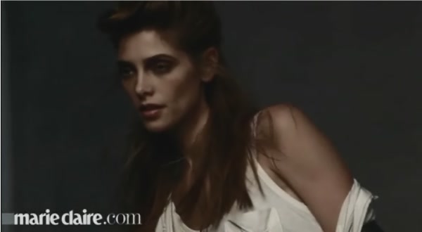 Ashley-Greene-dot-nl_2012MarieClaire0069.jpg