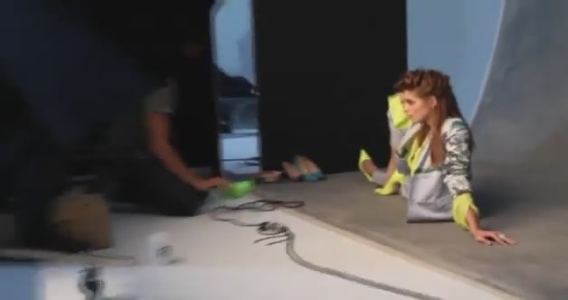 Ashley-Greene-dot-nl_2012MarieClaire-2-0063.jpg