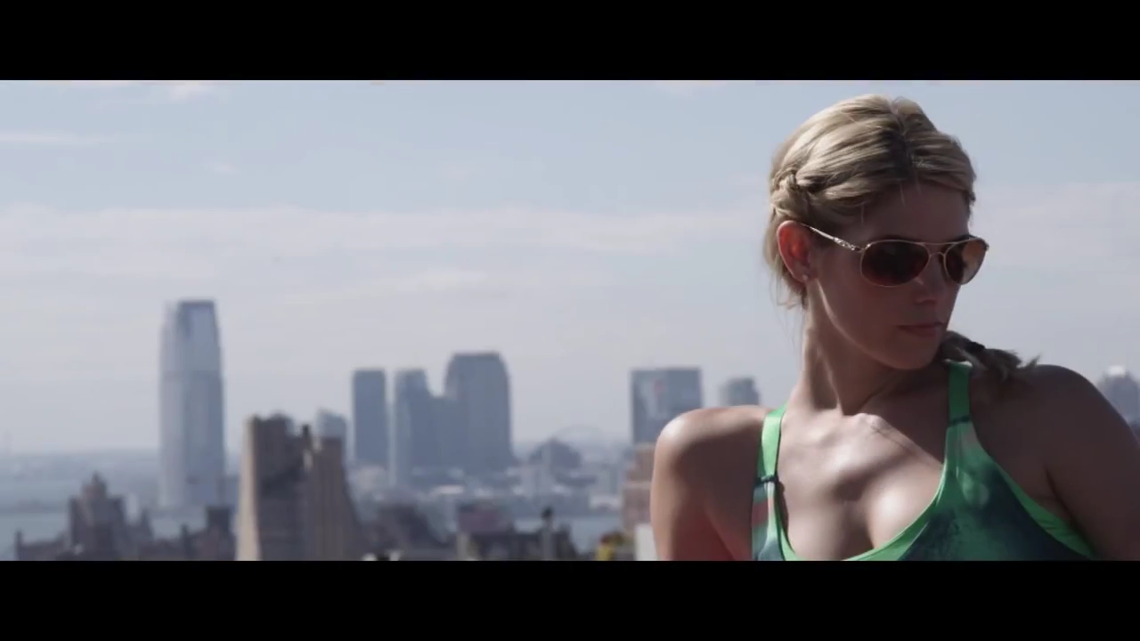 ashley-greene-dot-nl_2014OakleyWoman0071.jpg