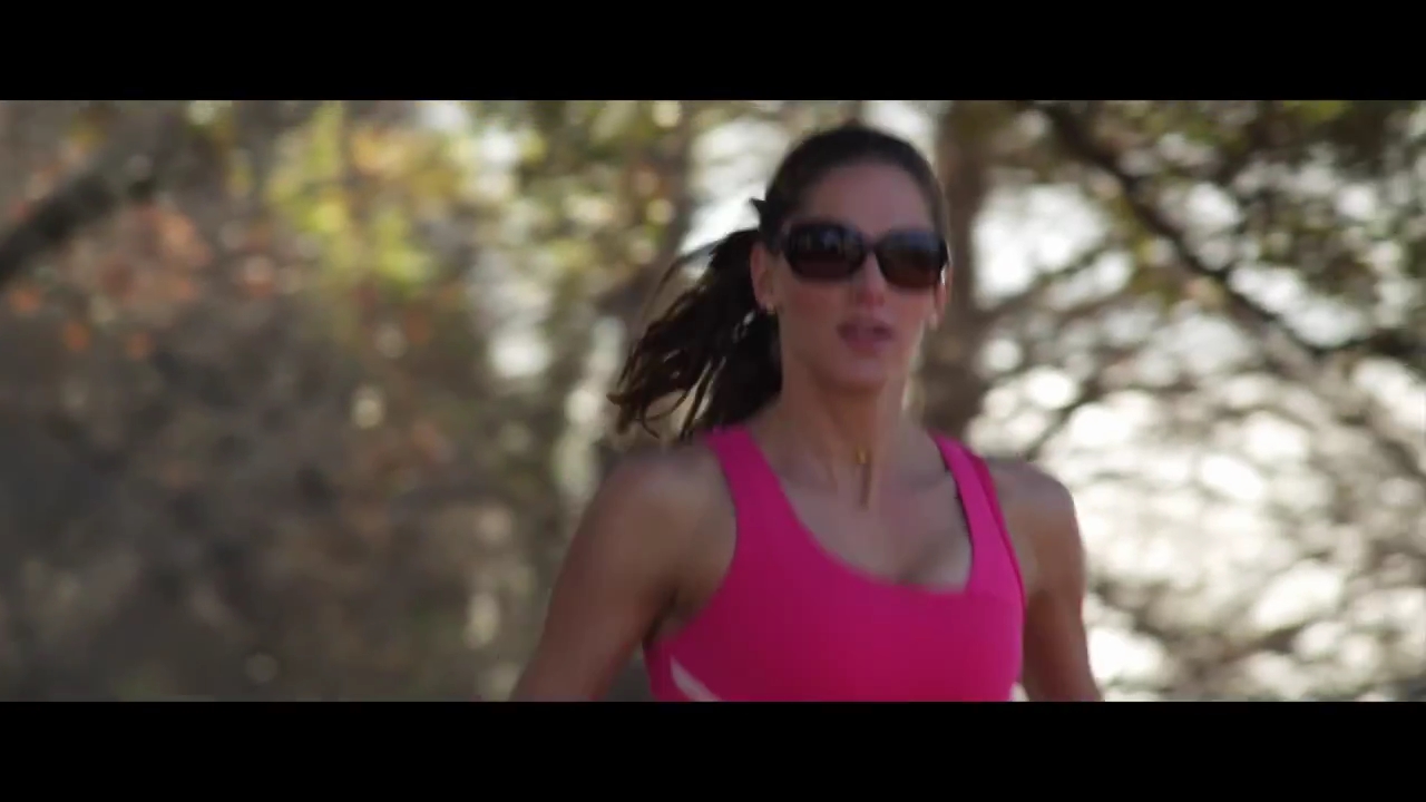 ashley-greene-dot-nl_2014OakleyWoman-2-0066.jpg