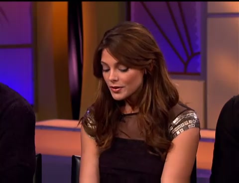 Ashley-Greene-dot-nl_2008Hollywood411-0217.jpg