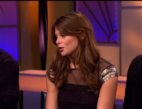 Ashley-Greene-dot-nl_2008Hollywood411-0241.jpg