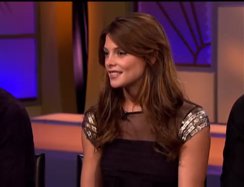 Ashley-Greene-dot-nl_2008Hollywood411-0411.jpg