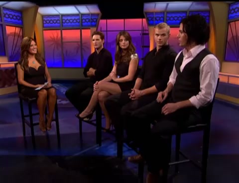 Ashley-Greene-dot-nl_2008Hollywood411-0477.jpg
