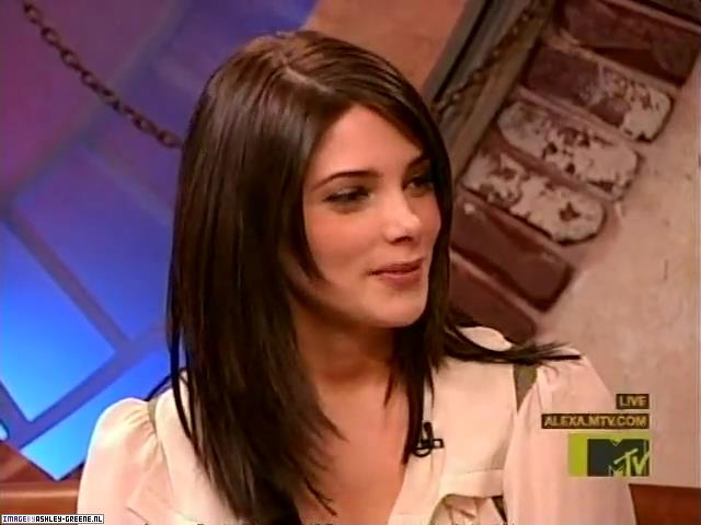 Ashley-Greene_dot_nl-AlexaChung24nov09-00201.jpg