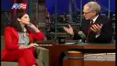 Ashley-Greene_dot_nl-DavidLetterman23april-00021.jpg