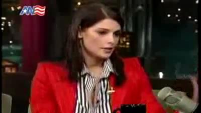 Ashley-Greene_dot_nl-DavidLetterman23april-00043.jpg