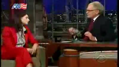 Ashley-Greene_dot_nl-DavidLetterman23april-00049.jpg