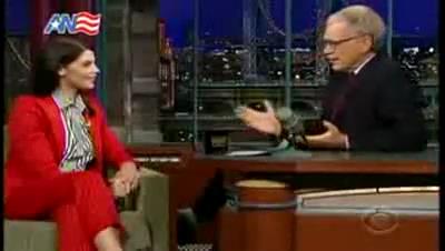 Ashley-Greene_dot_nl-DavidLetterman23april-00061.jpg