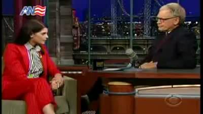 Ashley-Greene_dot_nl-DavidLetterman23april-00063.jpg