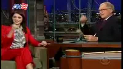 Ashley-Greene_dot_nl-DavidLetterman23april-00089.jpg